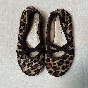 Brown and Black Leopard Pattern Mohair Flats